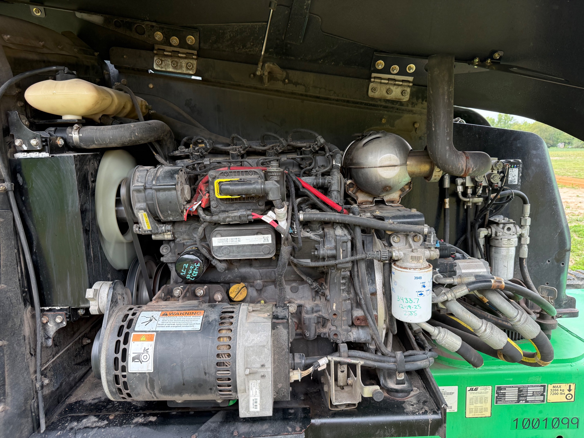 Engine photo 1