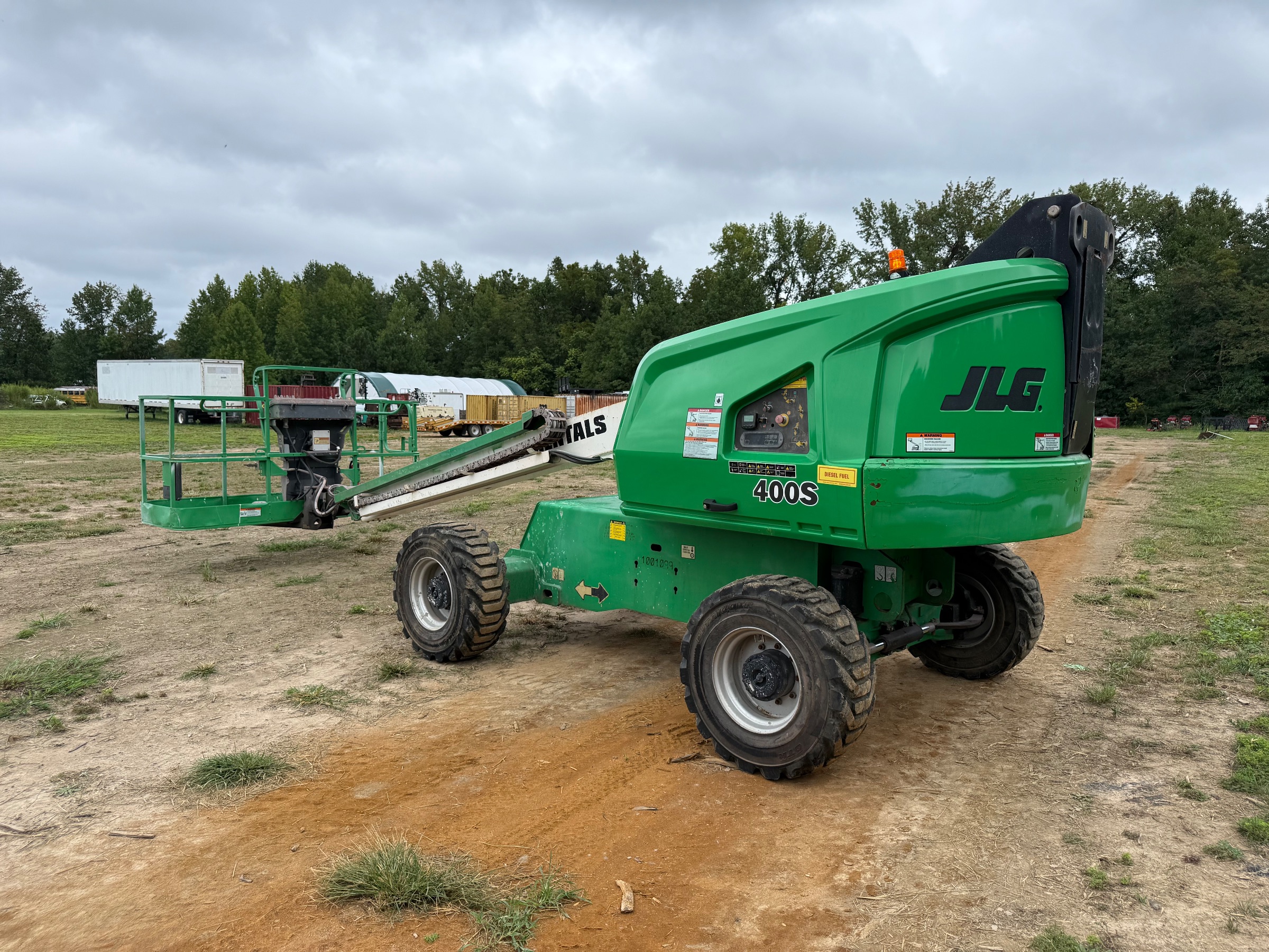 2017 JLG S400 - photo 4