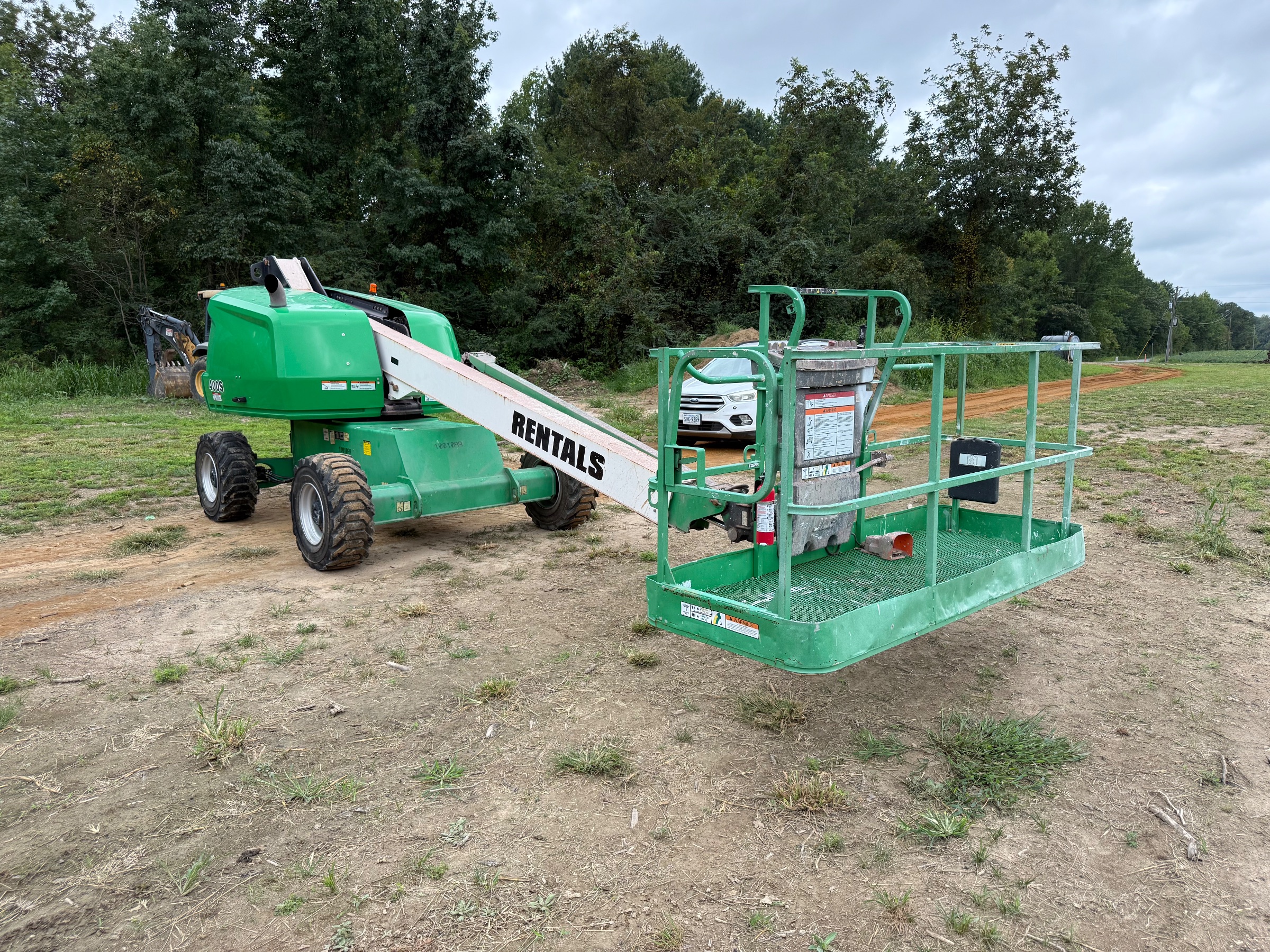2017 JLG S400 - photo 2