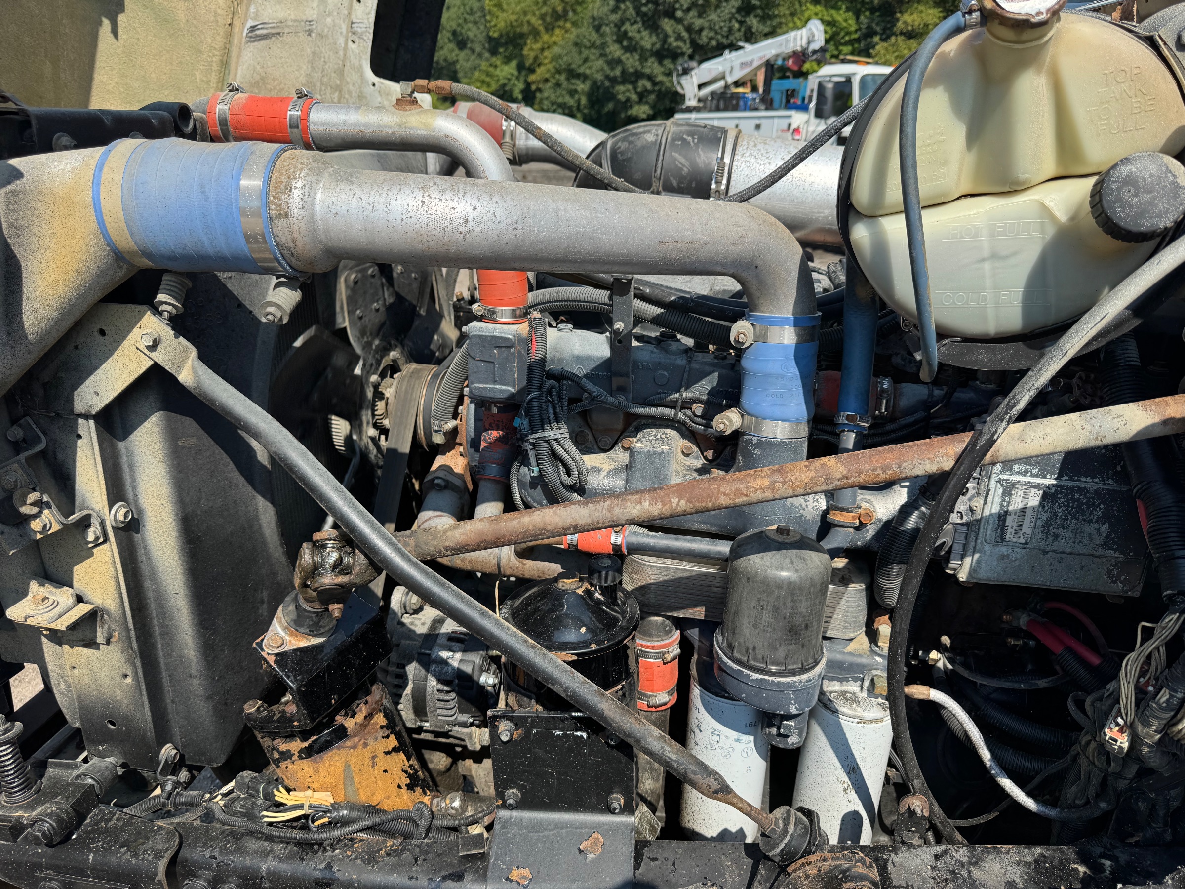 Engine photo 4