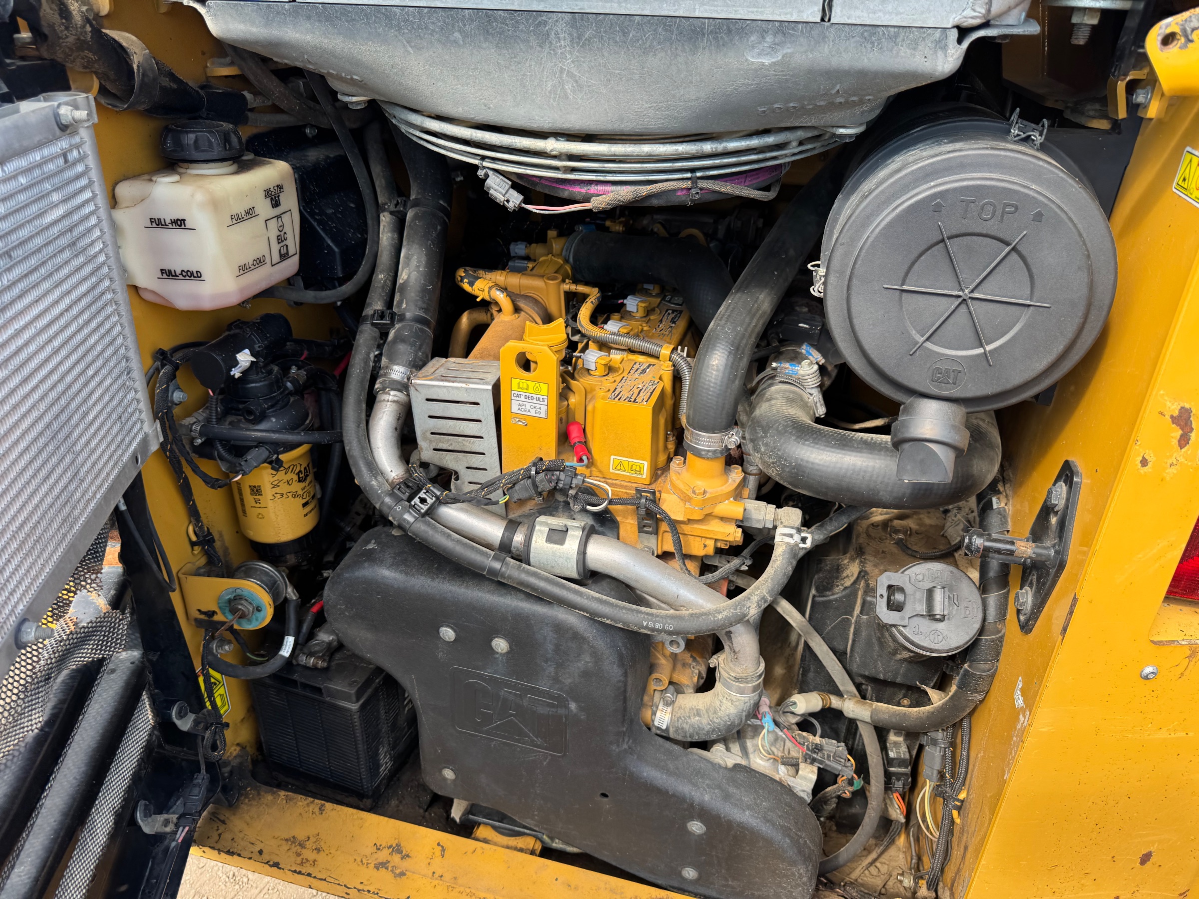 Engine photo 1